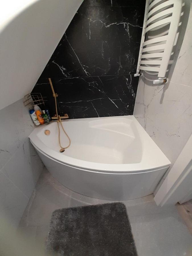 Domek Pod Brzozami Z Jacuzzi ,Grillem I Tarasem プシェムィシル エクステリア 写真